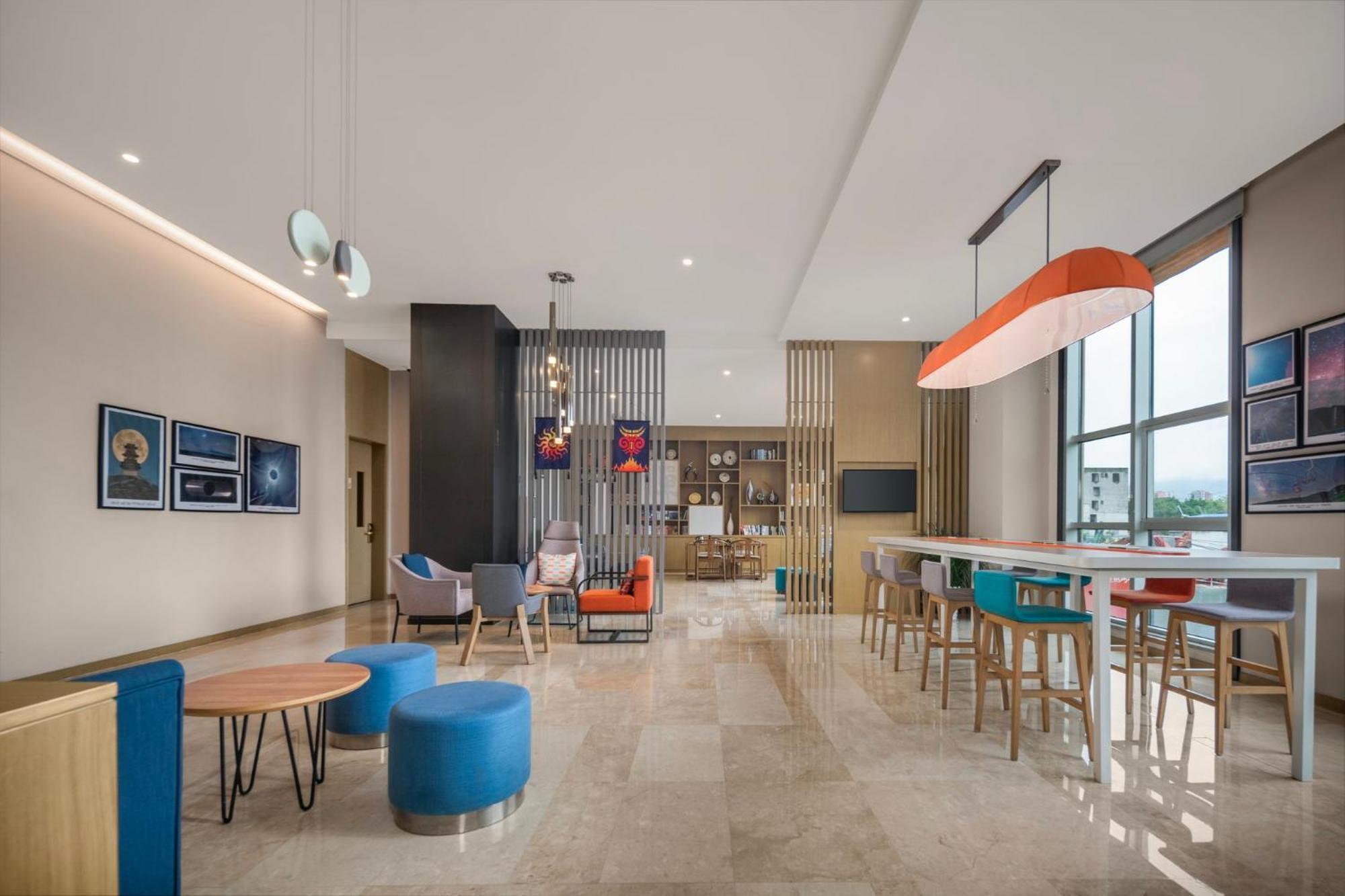 Holiday Inn Express - Xichang City Center By Ihg Kültér fotó